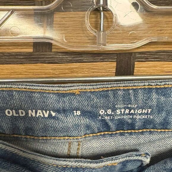 Old Navy OG Straight Leg Jeans Size 18 - Picture 5 of 6